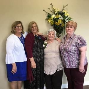 Meet your Posher, Linda